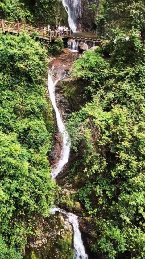 云岩区文昌阁街道富水社区关工委开展健康教育进校园活动